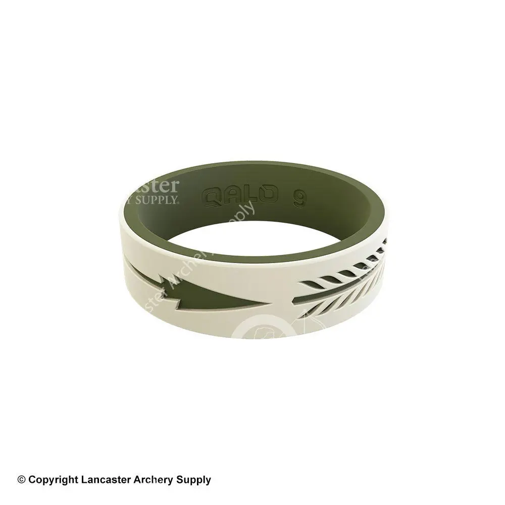 Qalo Women's Strata Arrow Ring (Sand/Olive) 1