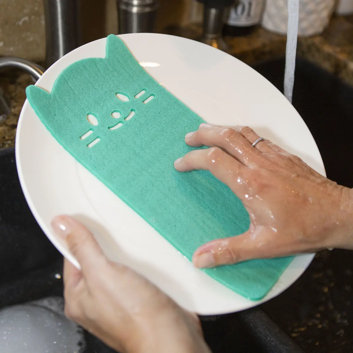 Reusable Cleaning Cloth 1