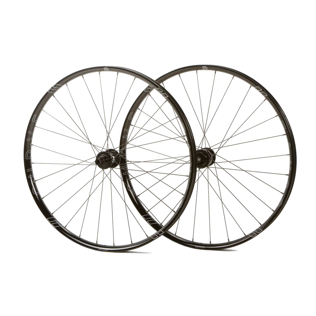 Curve Alloy Dirt Hoops 1