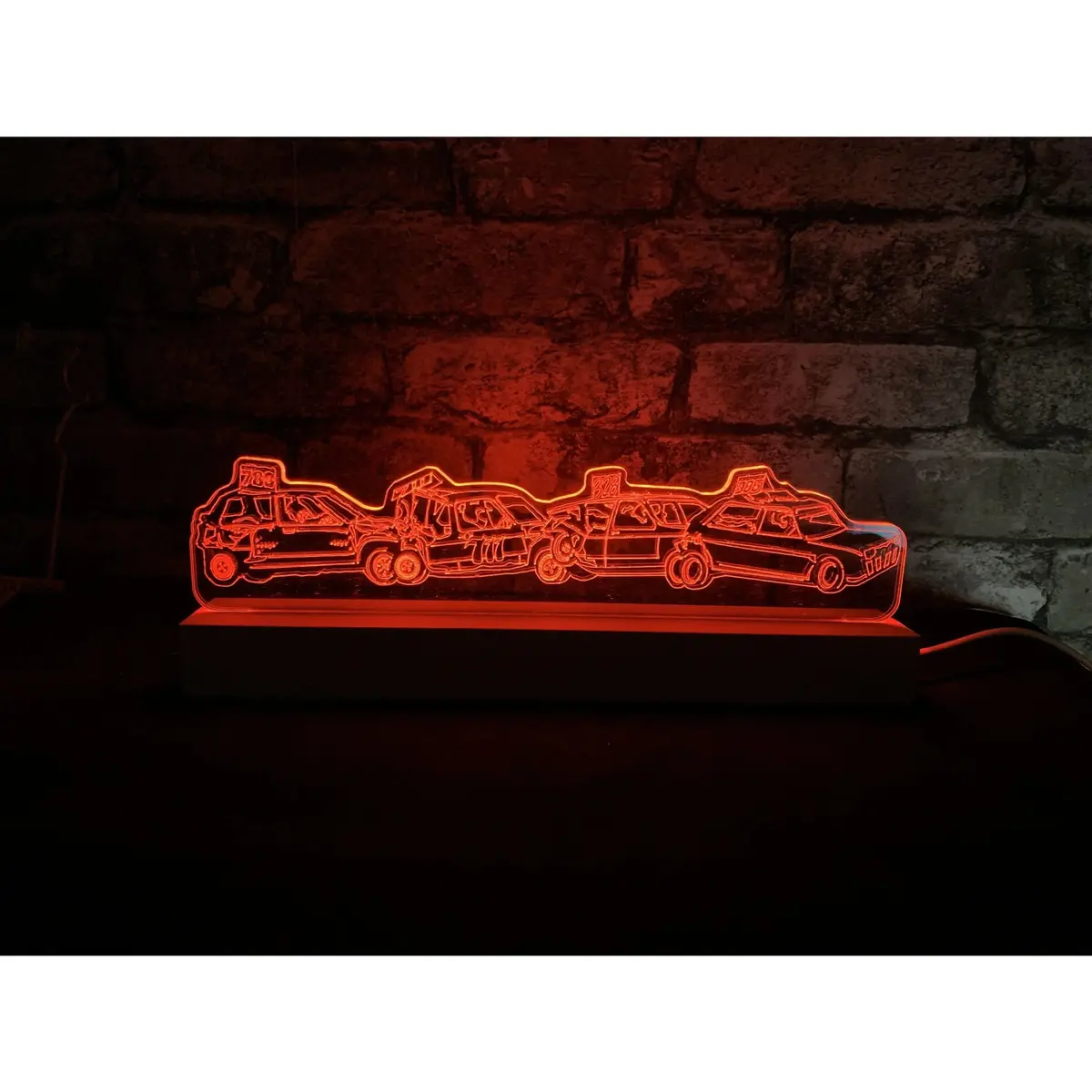 Jacking Train - Banger Night Light - Large Wooden Base 1