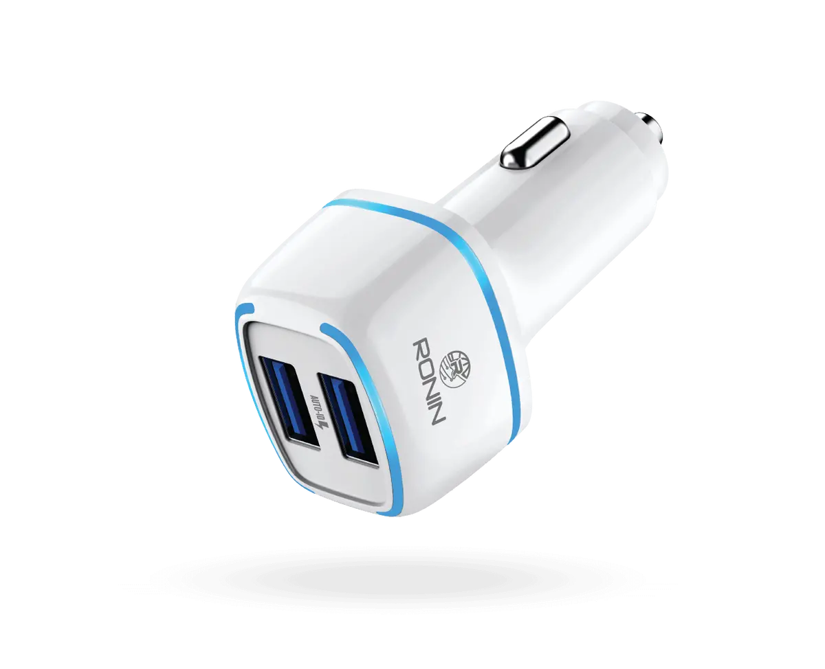 R-445 2.4 Amp Car Charger 1