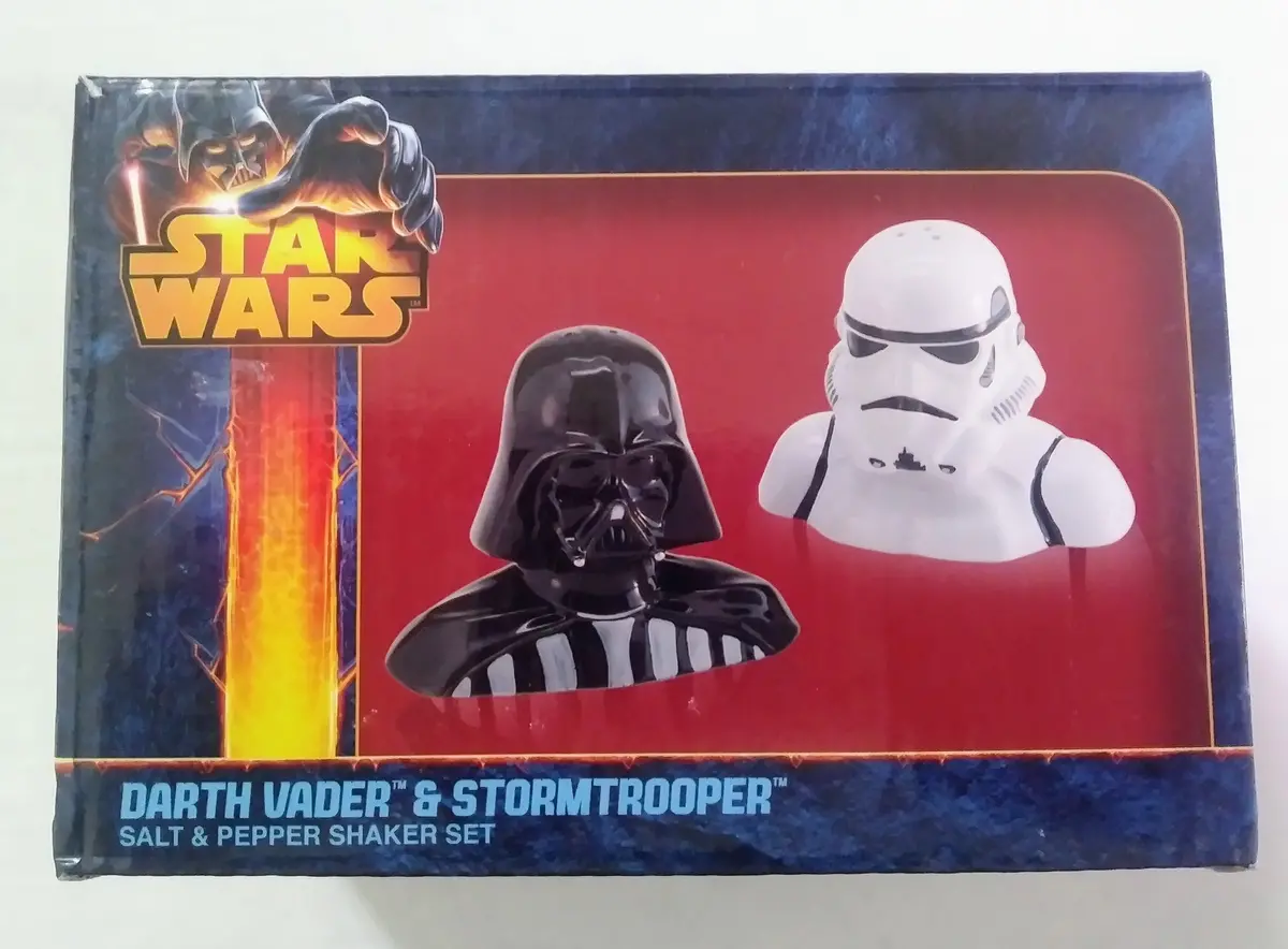 Star Wars Salt & Pepper Shaker Set 1
