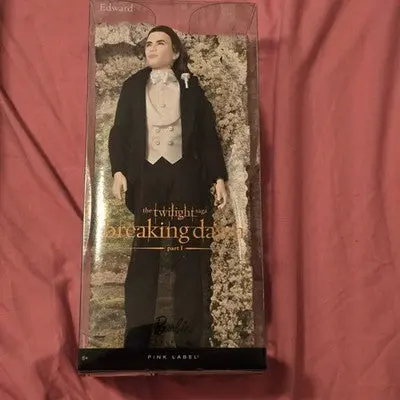 Barbie Collector The Twilight Saga: Breaking Dawn - Edward Doll 1