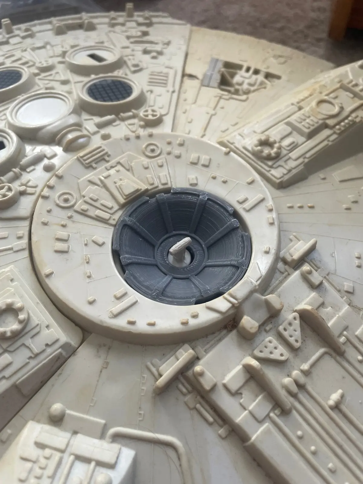 Vintage 1979 Star Wars Millennium Falcon Gun Turret Window Glass Part Repro 1